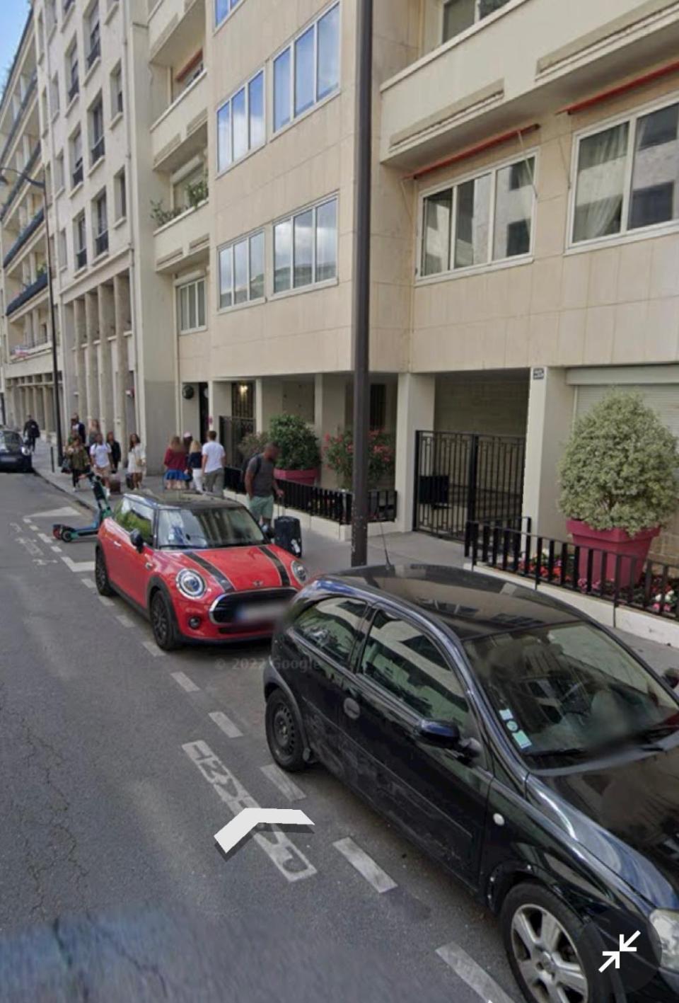 Privatunterkunft Charmante Place A Deux Pas De La Tour Eiffel Paris
